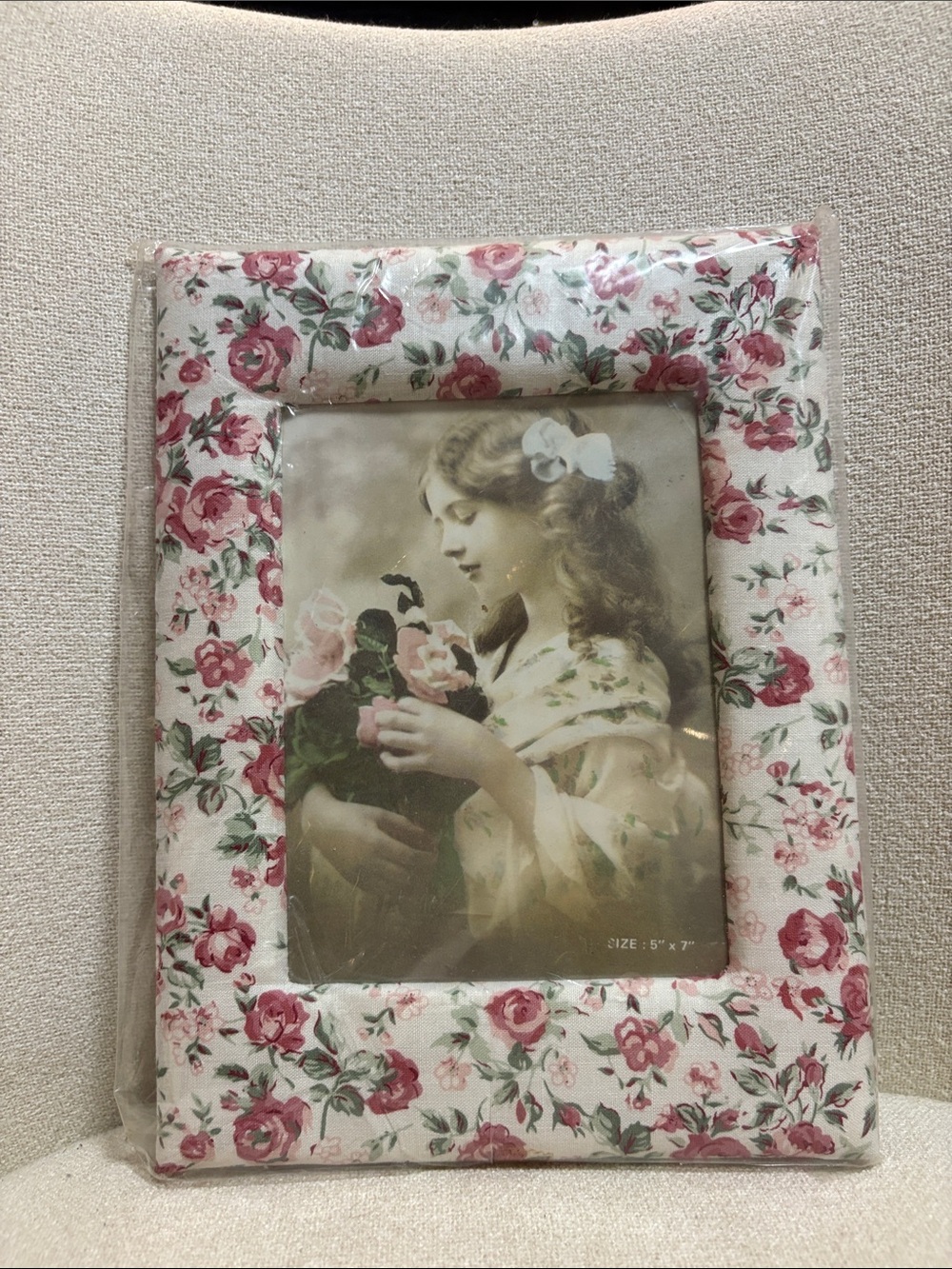 VTG Floral Pink Rose Pattern Decorative Photo Frame